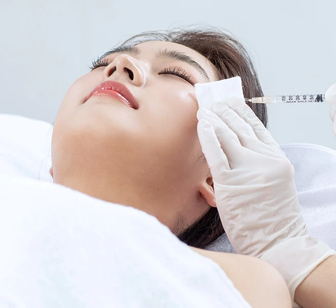 Face Liposuction, <br><b>Apa Keunggulannya Dibandingkan Perawatan Injeksi?</b> - gambar detail