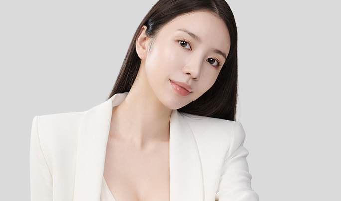 Sunken Upper Eyelids - gambar detail