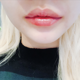 고미00's Lips review