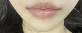 히히헣's Lips review