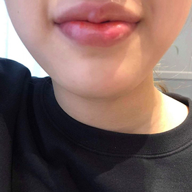 zxoy030's Lips review