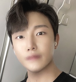 Ulasan Mata, Hidung oleh 뮤네