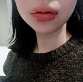 똔똔's Lips review