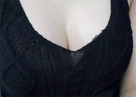 지엄's Breast review